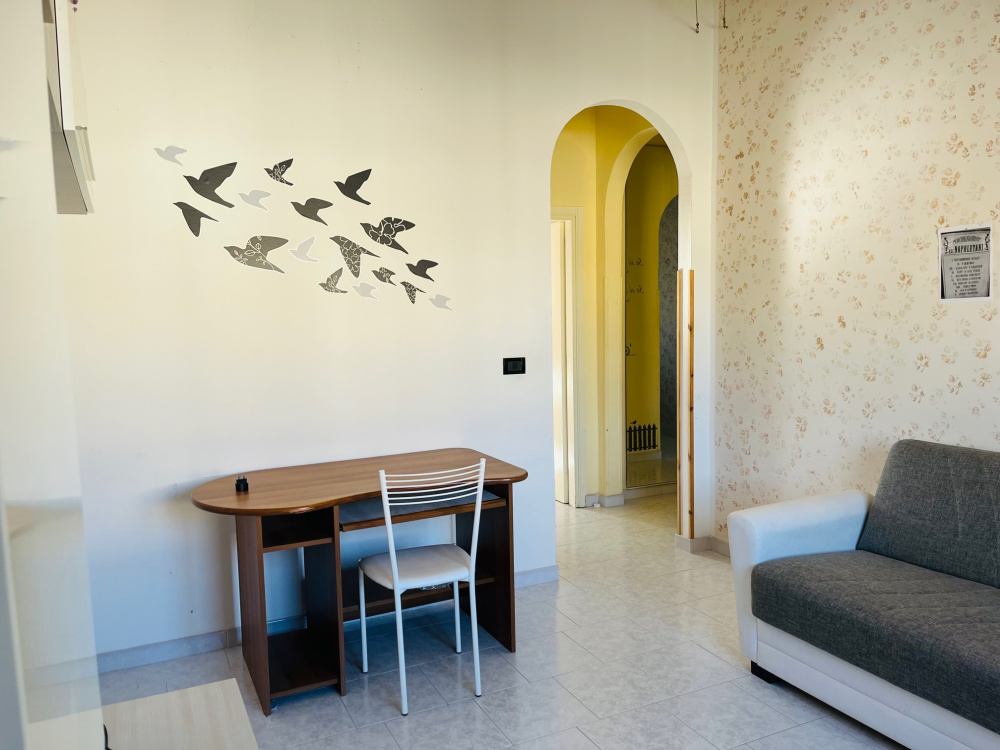 Appartamento trilocale ammobiliato zona ospedale Stazione in vendita a Livorno