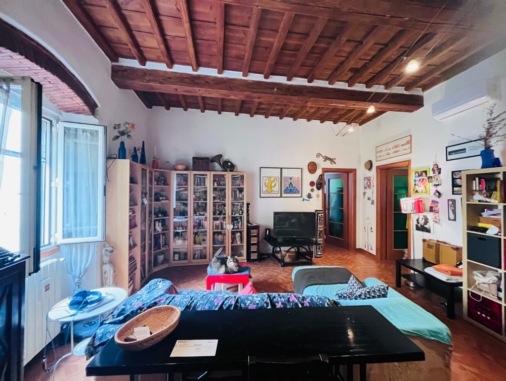 appartamento in vendita alla scopaia in Livorno con cantina garage e terrazza a tasca