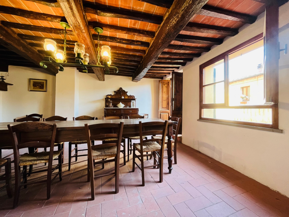 casa Torre indipendente con terrazze giardino privato garage Santa Maria a Monte in vendita