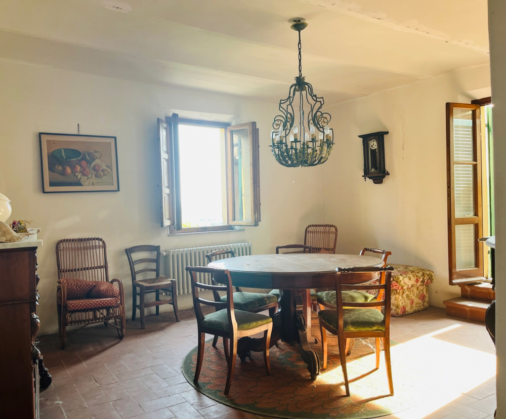 casa Torre indipendente con terrazze giardino privato garage Santa Maria a Monte in vendita