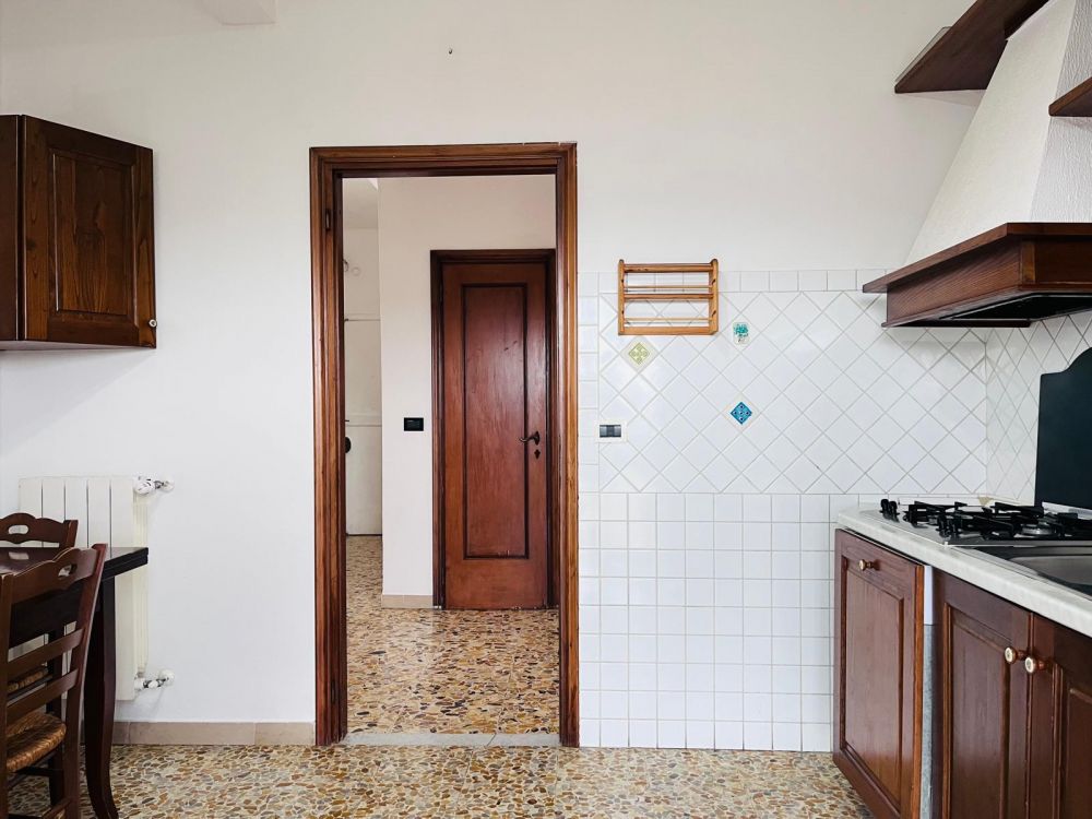 Appartamento in vendita a Livorno buone condizioni 2 camere matrimoniali zona Garibaldi-Zola